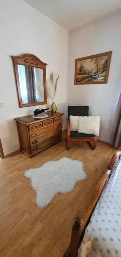 Three Bedroom Apartment Between Trogir And Split Kaštela Εξωτερικό φωτογραφία
