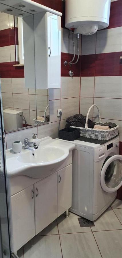 Three Bedroom Apartment Between Trogir And Split Kaštela Εξωτερικό φωτογραφία