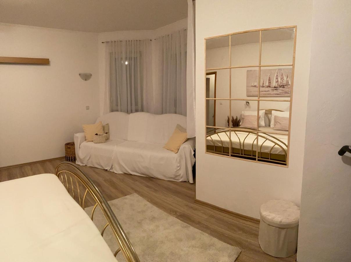Three Bedroom Apartment Between Trogir And Split Kaštela Εξωτερικό φωτογραφία